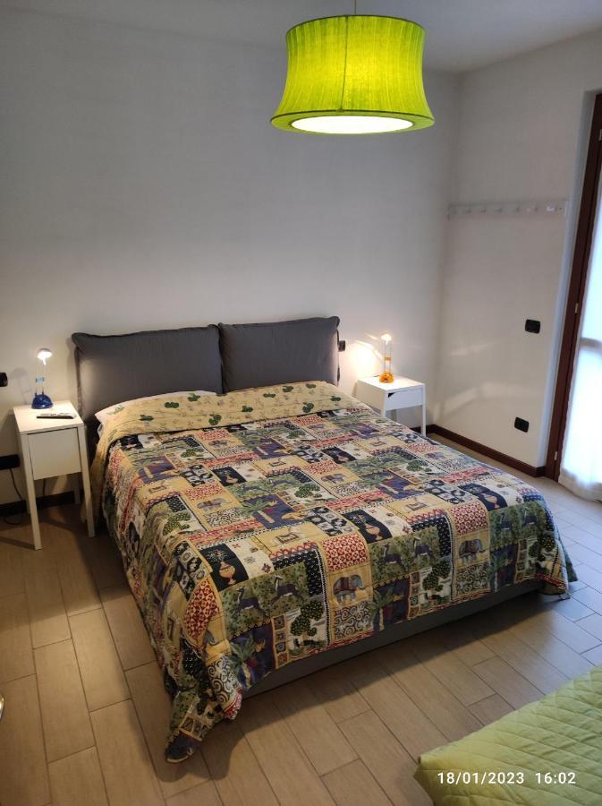 Casa Vacanze Da Riki Appartamento 1 페스키에라델가르다 외부 사진
