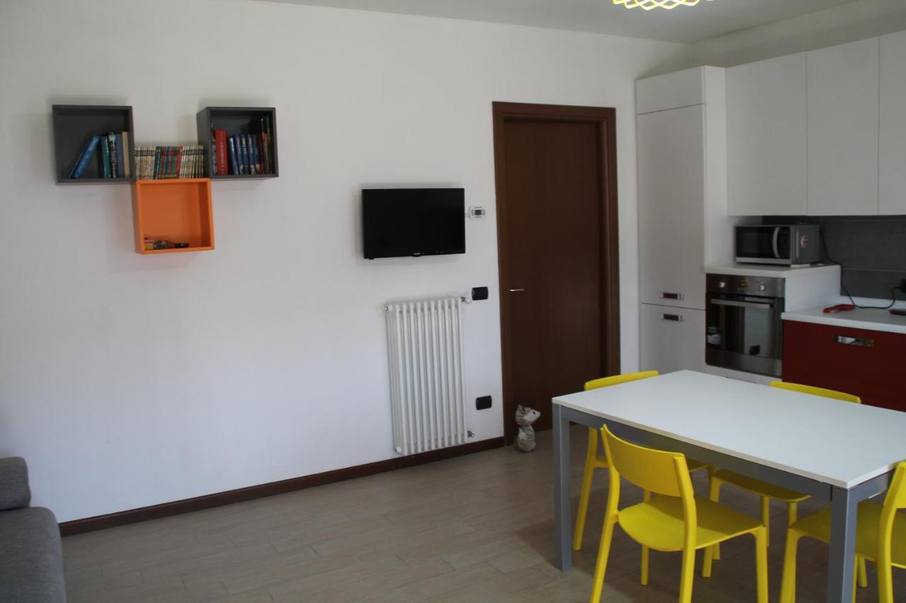 Casa Vacanze Da Riki Appartamento 1 페스키에라델가르다 외부 사진